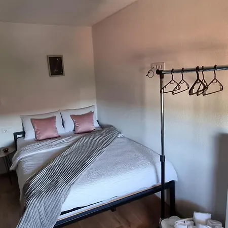 Sobe Guest house *